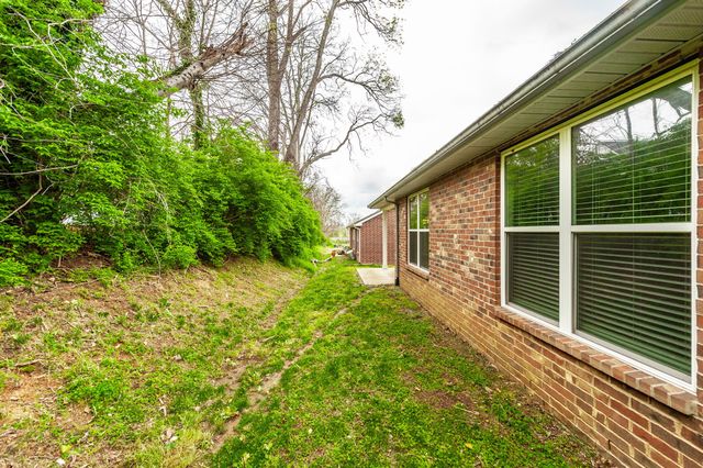 224 Griffin Ln, Gallatin, TN 37066