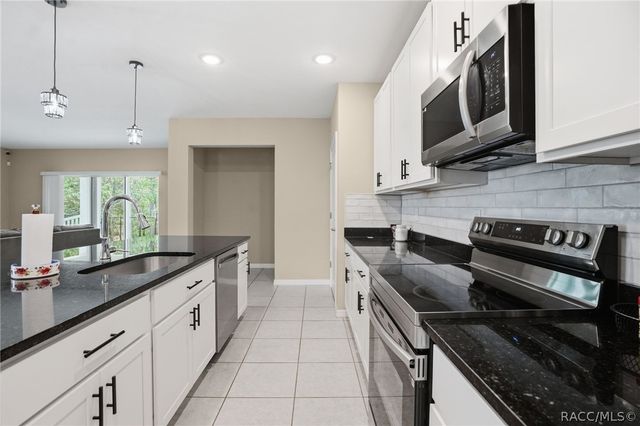 39 Milbark Drive, Homosassa, FL 34446