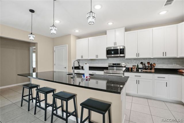 39 Milbark Drive, Homosassa, FL 34446