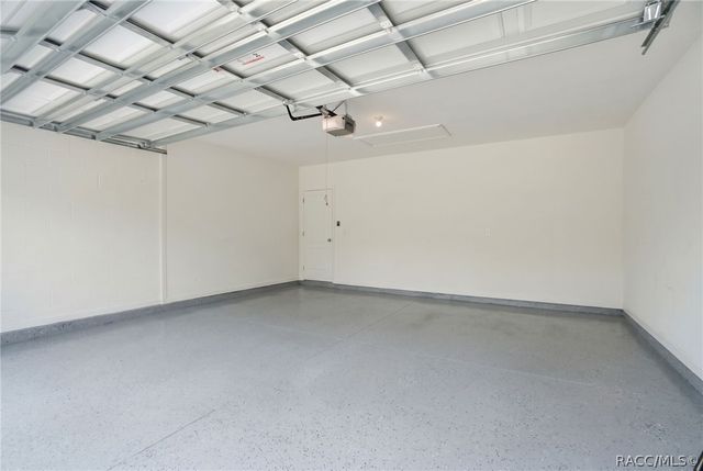 39 Milbark Drive, Homosassa, FL 34446