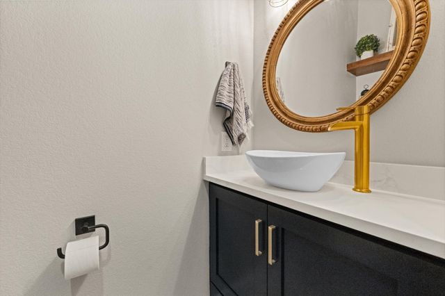 121 Diamond Point, Corsicana, TX 75109