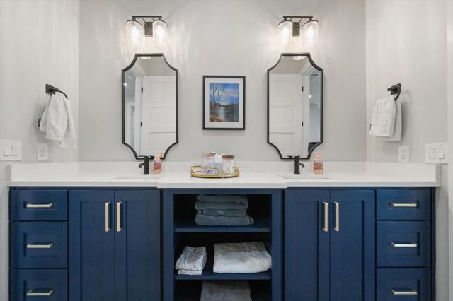 121 Diamond Point, Corsicana, TX 75109