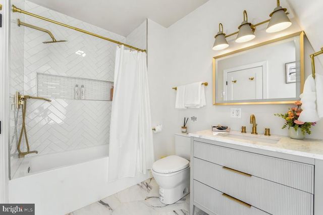 80 W SHARPNACK ST, Philadelphia, PA 19119