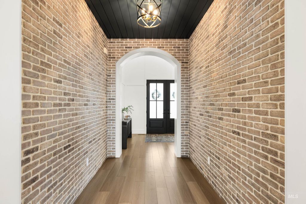 976 N Morehouse Ave, Eagle, ID 83616 photo 8