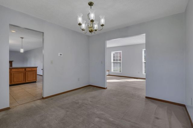 8536 Kingsley Drive, Reynoldsburg, OH 43068