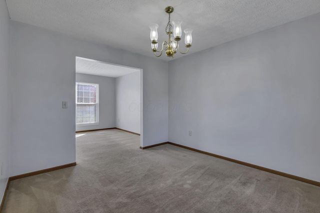 8536 Kingsley Drive, Reynoldsburg, OH 43068