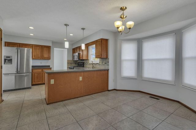 8536 Kingsley Drive, Reynoldsburg, OH 43068