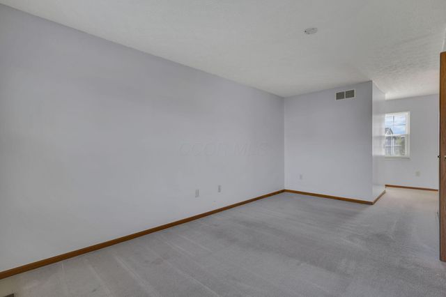 8536 Kingsley Drive, Reynoldsburg, OH 43068