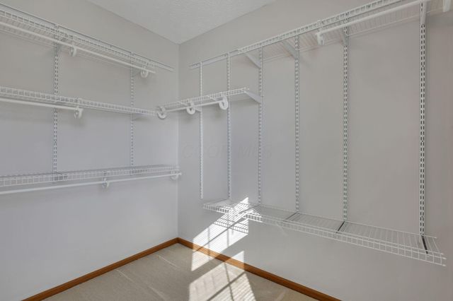 8536 Kingsley Drive, Reynoldsburg, OH 43068