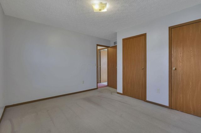 8536 Kingsley Drive, Reynoldsburg, OH 43068