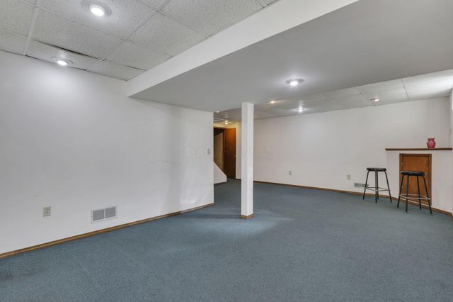 8536 Kingsley Drive, Reynoldsburg, OH 43068