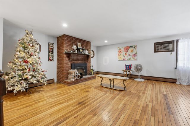 144 N Policy Street, Salem, NH 03079