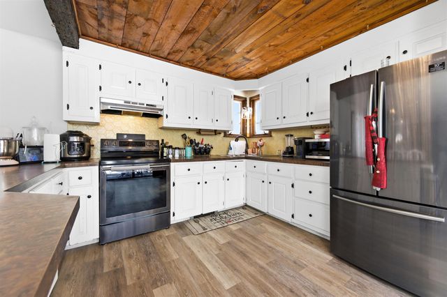 144 N Policy Street, Salem, NH 03079