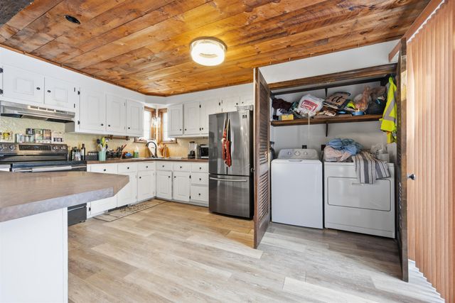 144 N Policy Street, Salem, NH 03079