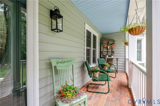 15442 Pine Green Ln, Ashland, VA 23192