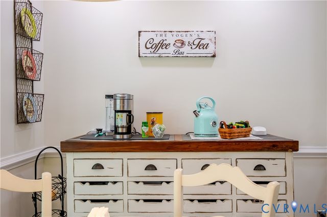 15442 Pine Green Ln, Ashland, VA 23192