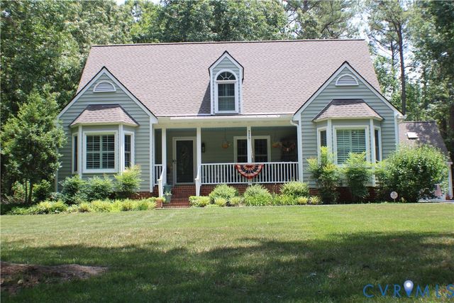 15442 Pine Green Ln, Ashland, VA 23192