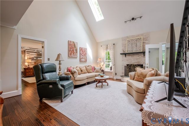 15442 Pine Green Ln, Ashland, VA 23192