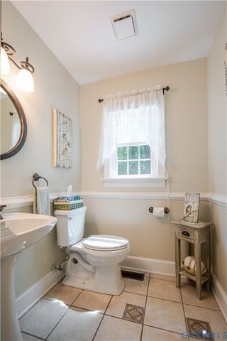 15442 Pine Green Ln, Ashland, VA 23192