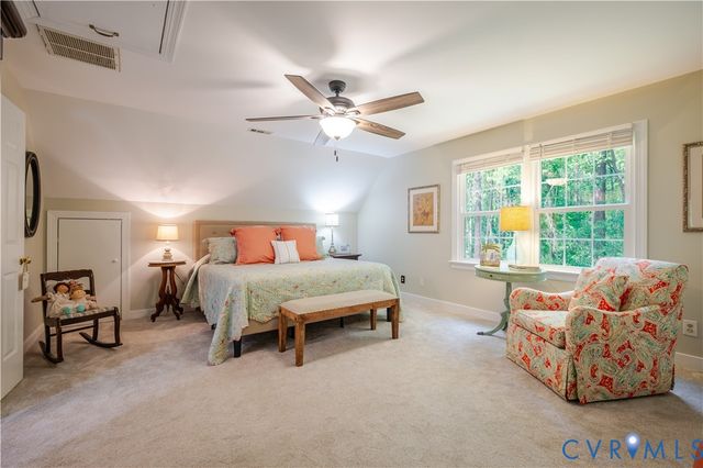 15442 Pine Green Ln, Ashland, VA 23192
