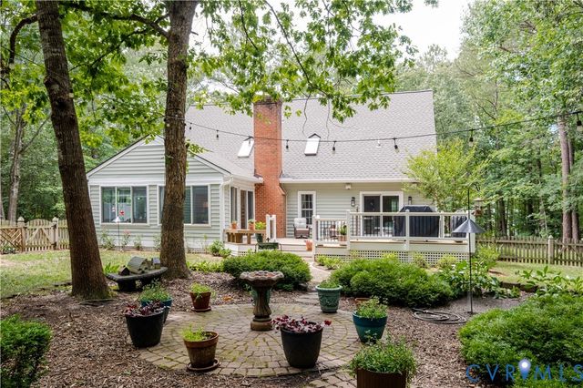 15442 Pine Green Ln, Ashland, VA 23192