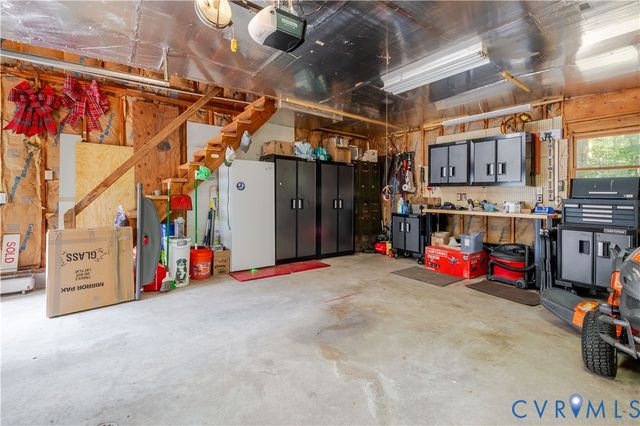15442 Pine Green Ln, Ashland, VA 23192