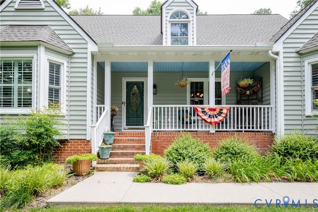 15442 Pine Green Ln, Ashland, VA 23192