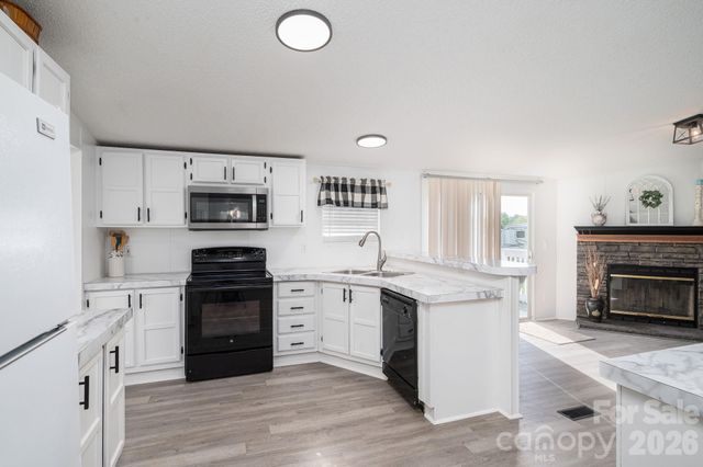 402 Wilson Drive, Lawndale, NC 28090