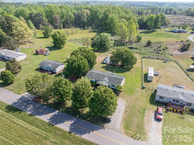 402 Wilson Drive, Lawndale, NC 28090
