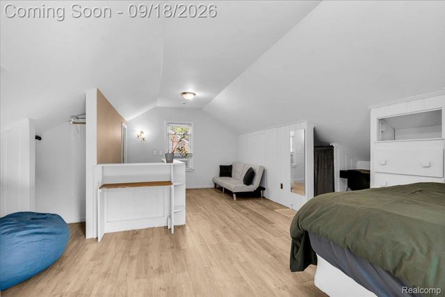 1706 Catalpa Drive, Berkley, MI 48072