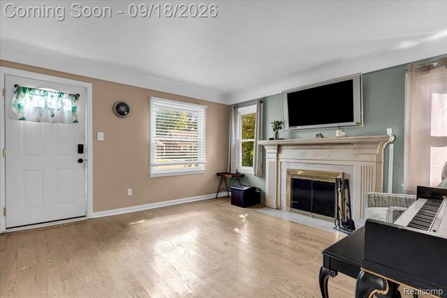1706 Catalpa Drive, Berkley, MI 48072