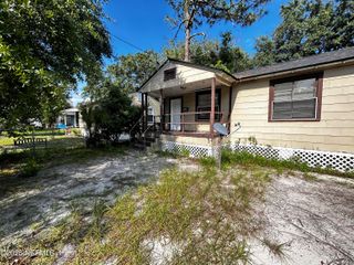 2057 BRACKLAND Street, Jacksonville, FL 32206