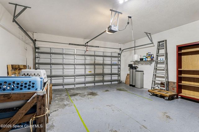 980 Dillard Drive SE, Palm Bay, FL 32909