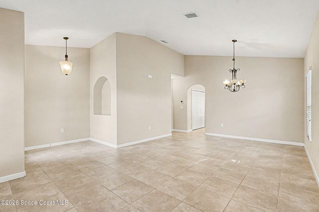 980 Dillard Drive SE, Palm Bay, FL 32909