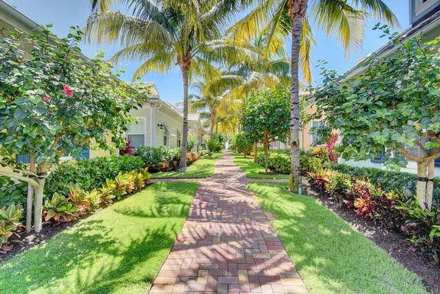 2225 S Ocean Boulevard 12-a, Delray Beach, FL 33483