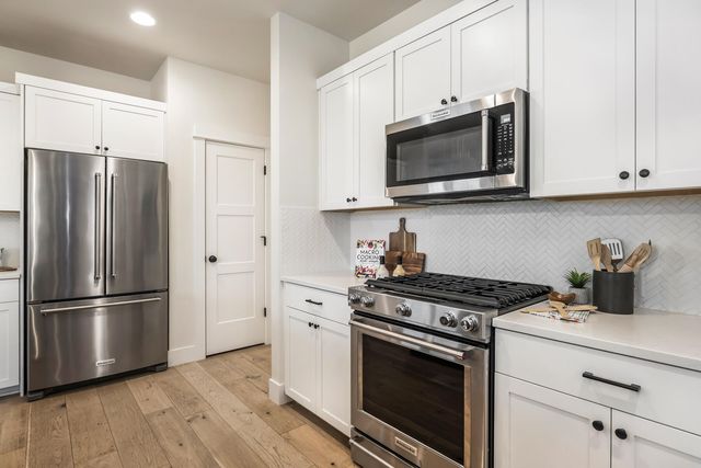 61661 Woodriver Drive 1-2, Bend, OR 97702