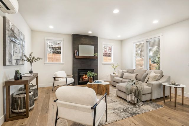 61661 Woodriver Drive 1-2, Bend, OR 97702