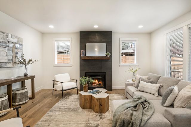 61661 Woodriver Drive 1-2, Bend, OR 97702