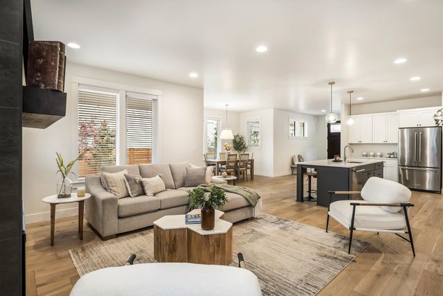 61661 Woodriver Drive 1-2, Bend, OR 97702