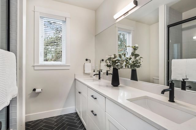 61661 Woodriver Drive 1-2, Bend, OR 97702