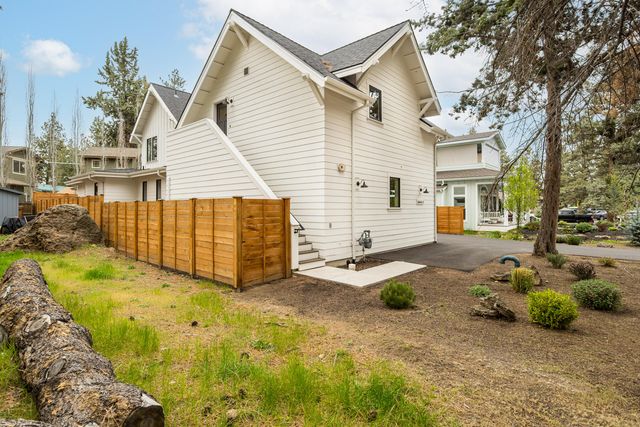 61661 Woodriver Drive 1-2, Bend, OR 97702