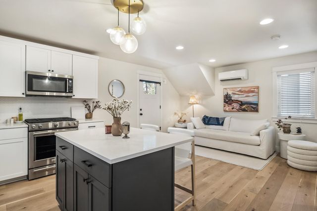 61661 Woodriver Drive 1-2, Bend, OR 97702