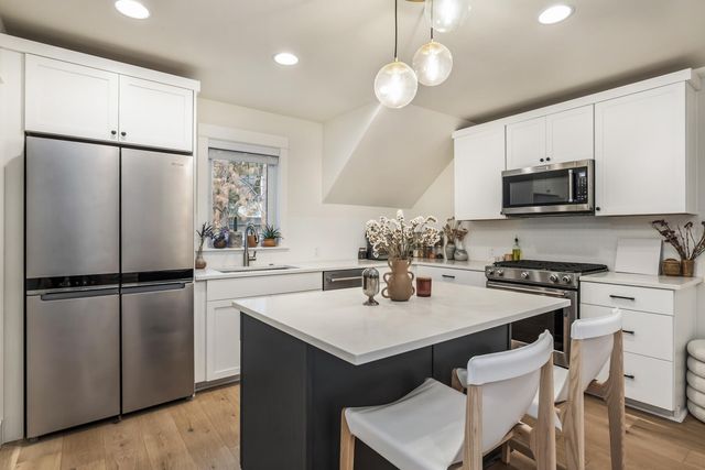 61661 Woodriver Drive 1-2, Bend, OR 97702