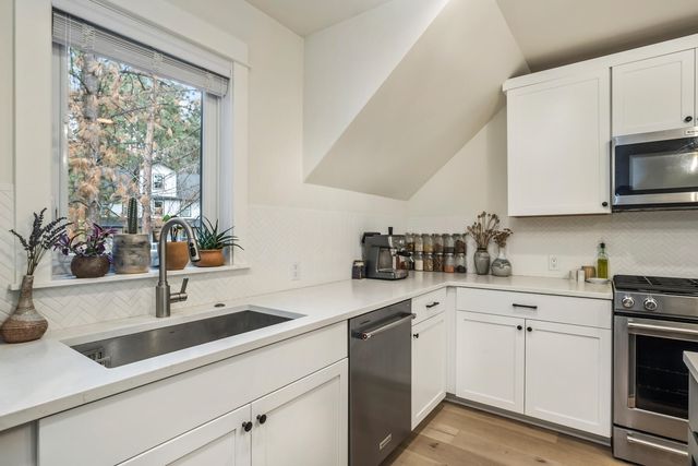 61661 Woodriver Drive 1-2, Bend, OR 97702