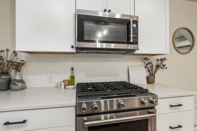 61661 Woodriver Drive 1-2, Bend, OR 97702