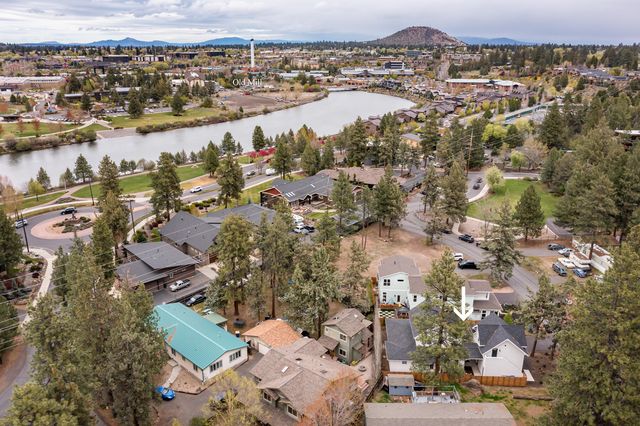 61661 Woodriver Drive 1-2, Bend, OR 97702