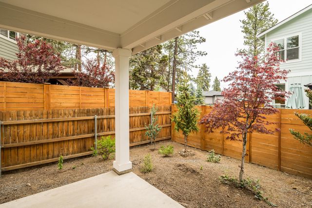 61661 Woodriver Drive 1-2, Bend, OR 97702