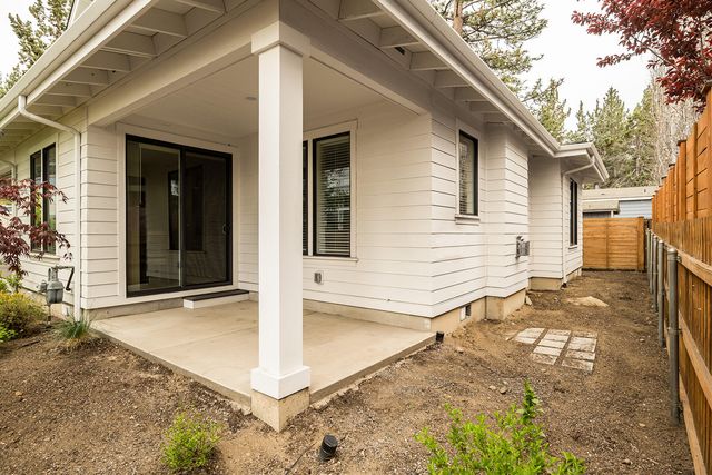 61661 Woodriver Drive 1-2, Bend, OR 97702