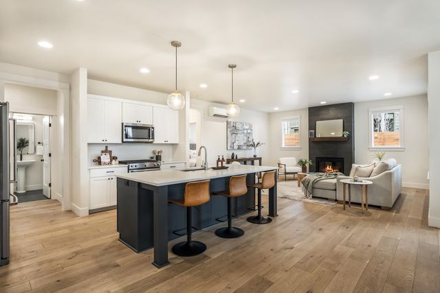 61661 Woodriver Drive 1-2, Bend, OR 97702