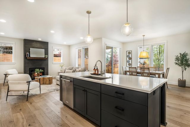 61661 Woodriver Drive 1-2, Bend, OR 97702